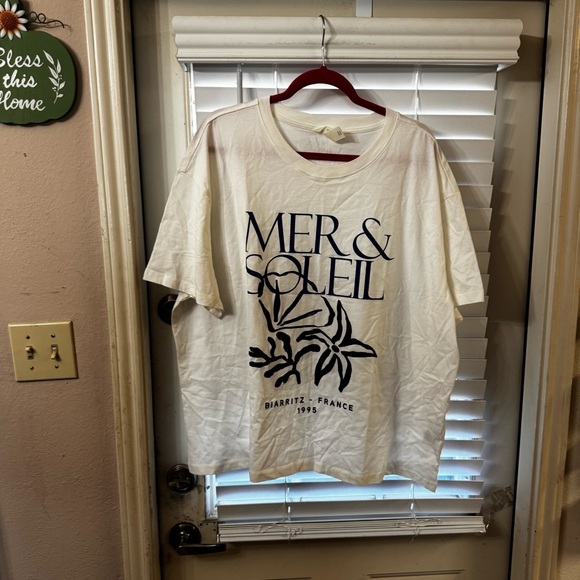 H&M White Graphic Short Sleeve Tee - Picture 1 of 3
